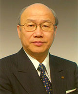 山岸久一氏